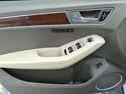 Used 2012 Audi Q5 3.2 Premium Plus image 11