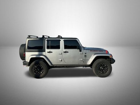 Used 2016 Jeep Wrangler Unlimited Rubicon AWD/4WD image 1