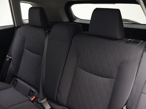 Used 2026 Toyota Corolla Cross LE FWD image 18