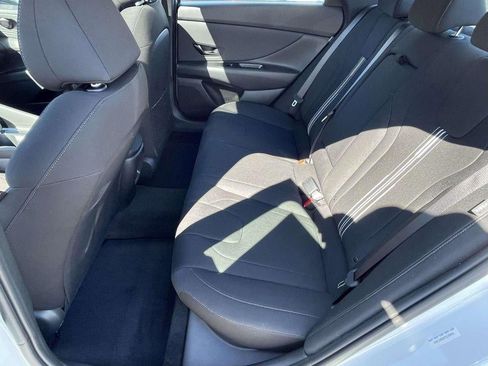 New 2026 Hyundai Elantra SEL Sport Premium image 30