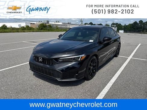 Used 2025 Honda Civic Sport image 1