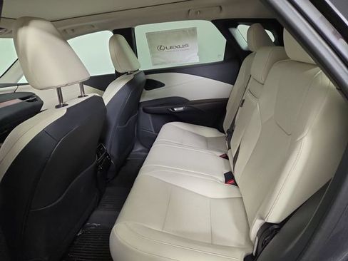 Used 2025 Lexus RX 350 AWD/4WD image 15