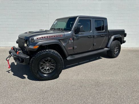 Used 2023 Jeep Gladiator Mojave w/ LED Lighting Group AWD/4WD image 29