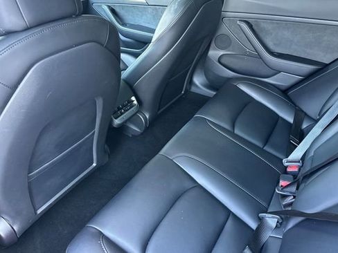 Used 2023 Tesla Model 3 Standard Range image 14