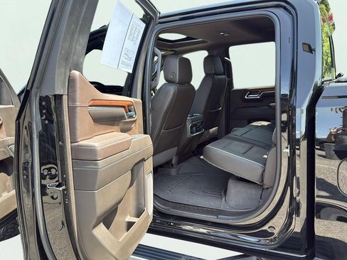 Used 2022 GMC Sierra 1500 Denali w/ Denali Reserve Package image 30