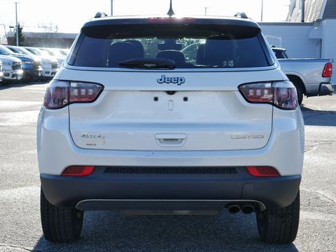 Used 2017 Jeep Compass Limited w/ Navigation Group image 5