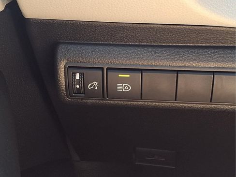 Used 2026 Toyota Corolla LE FWD image 24