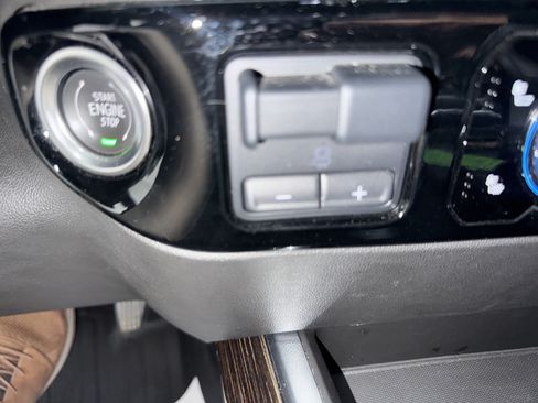 Used 2023 GMC Sierra 1500 Elevation AWD/4WD image 20