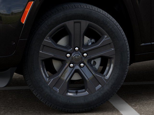 New 2027 Jeep Grand Cherokee Limited AWD/4WD image 8