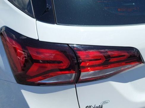 Used 2024 Chevrolet Equinox LS FWD image 7