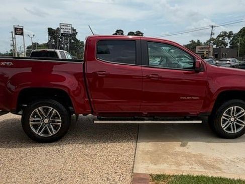 Certified 2022 Chevrolet Colorado W/T w/ Custom Special Edition AWD/4WD image 2