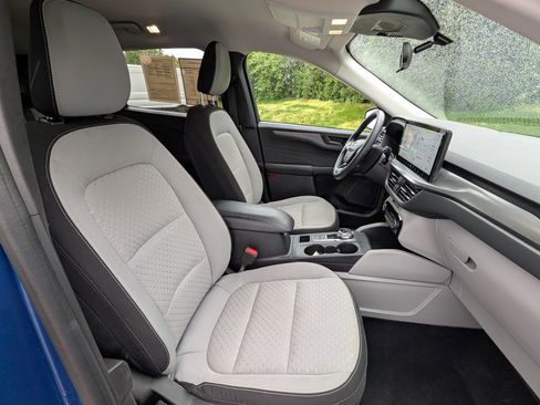 Used 2023 Ford Escape Active w/ Tech Pack #1 image 11