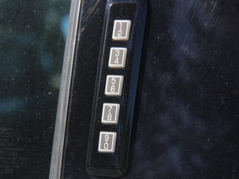 Certified 2023 Ford F150 XLT w/ Equipment Group 302A High image 4