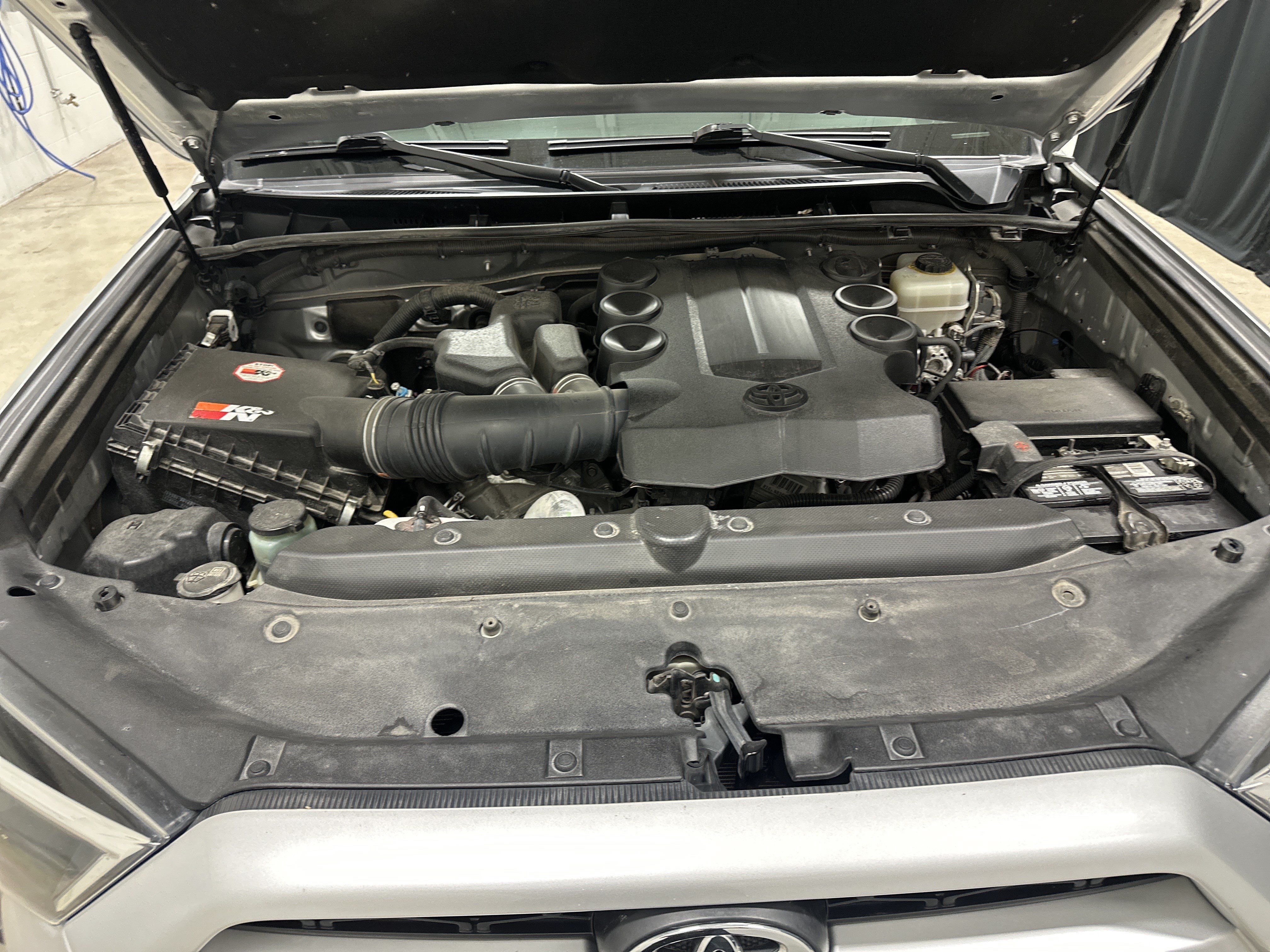 Used 2016 Toyota 4Runner SR5 Premium w/ Convenience Package AWD/4WD image 34