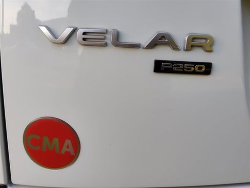 Used 2019 Land Rover Range Rover Velar AWD/4WD image 8