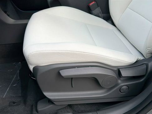 New 2026 Hyundai Santa Fe SE image 19