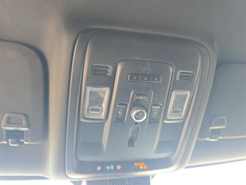 Used 2024 Chevrolet Tahoe Premier image 31