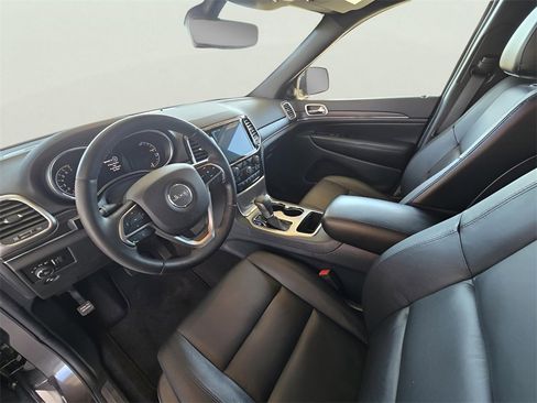 Used 2019 Jeep Grand Cherokee Limited image 52