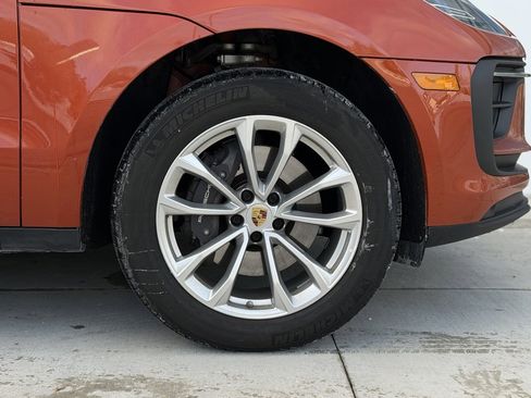 Used 2025 Porsche Macan image 54