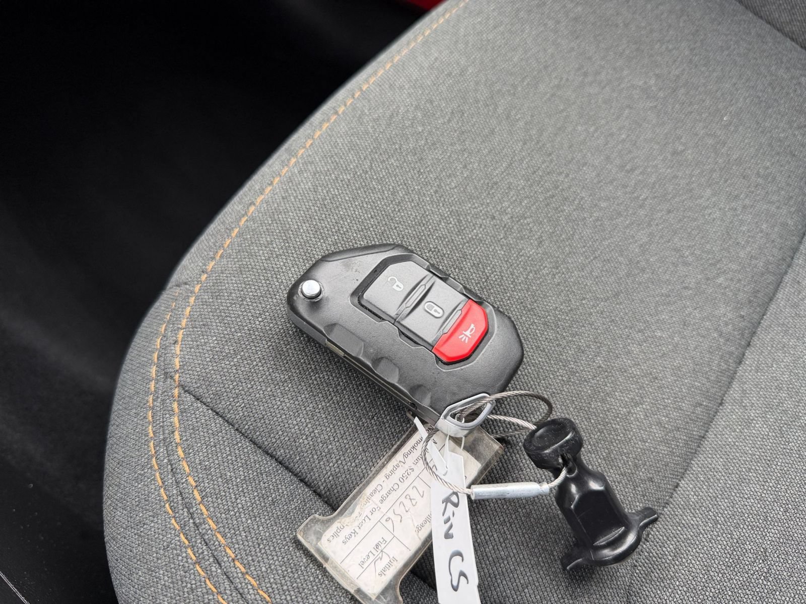 Used 2025 Jeep Wrangler Unlimited Sport AWD/4WD image 20