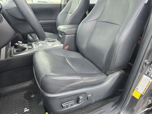 Used 2022 Toyota 4Runner Limited image 39