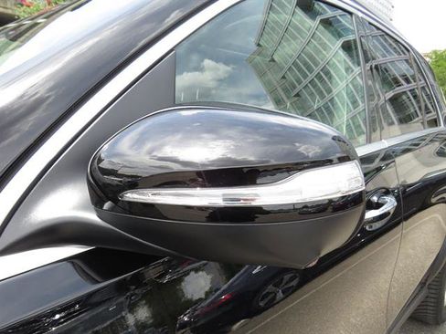 Used 2024 Mercedes-Benz GLE 350 4MATIC image 24