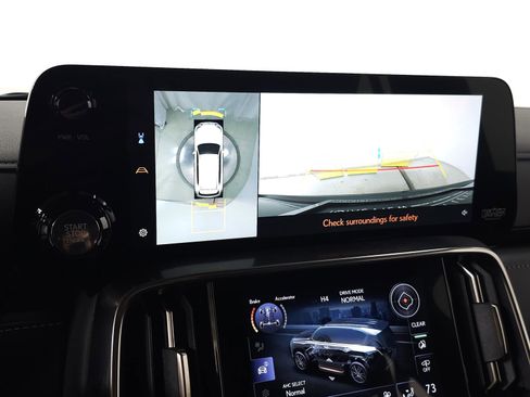 Used 2023 Lexus LX 600 4WD w/ Appearance Package image 31