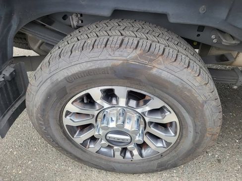 Used 2022 Ford F350 Lariat RWD image 23