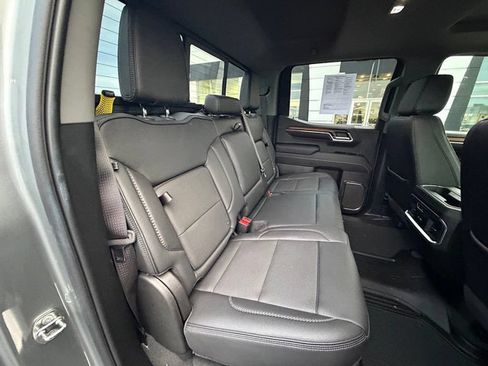 Used 2024 GMC Sierra 1500 Denali w/ Technology Package AWD/4WD image 29