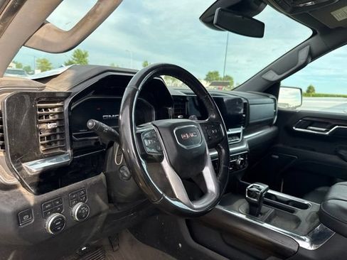 Used 2023 GMC Sierra 1500 SLT w/ SLT Premium Package AWD/4WD image 10