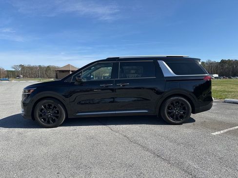 Certified 2024 Kia Carnival SX Prestige image 8