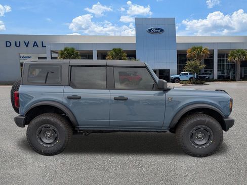 New 2025 Ford Bronco 4-Door w/ Sasquatch Package image 3