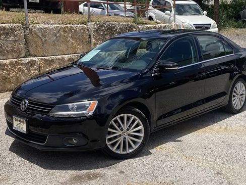 Used 2013 Volkswagen Jetta TDI FWD image 1