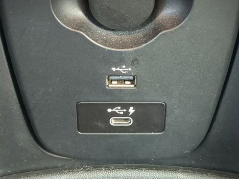 Used 2022 MINI Cooper S w/ Driver Assistance Package image 24