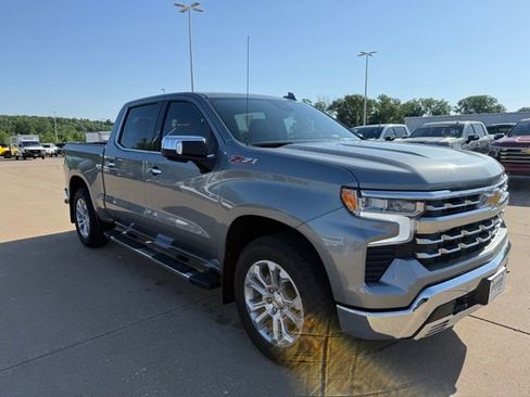 Used 2023 Chevrolet Silverado 1500 LTZ AWD/4WD image 1