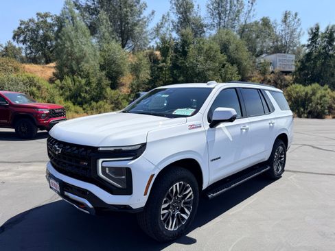 New 2026 Chevrolet Tahoe Z71 w/ Z71 Off-Road Package AWD/4WD image 1