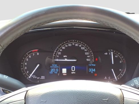 Certified 2017 Cadillac XT5 Luxury w/ Driver Awareness Package AWD/4WD image 16