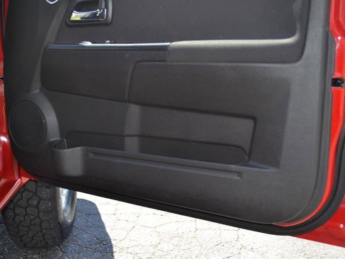 Used 2012 Chevrolet Colorado LT AWD/4WD image 27