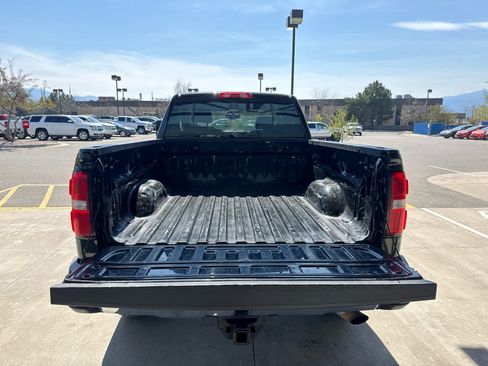 Used 2017 GMC Sierra 2500 SLE w/ Suspension Package, Off-Road image 39