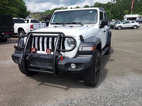 Used 2019 Jeep Wrangler Unlimited Sport S image 13