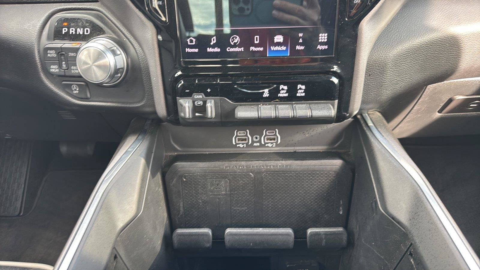Used 2025 RAM 1500 Laramie w/ Sport Appearance Package AWD/4WD image 16