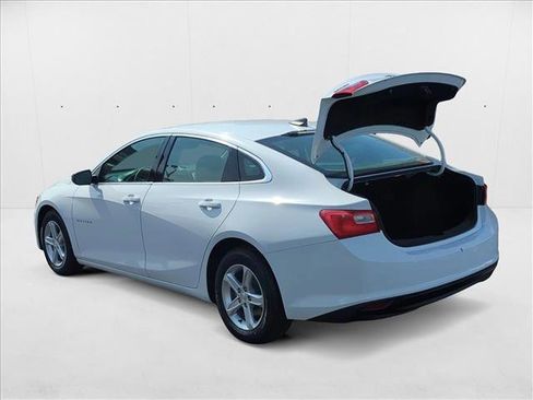 Used 2020 Chevrolet Malibu LS image 9