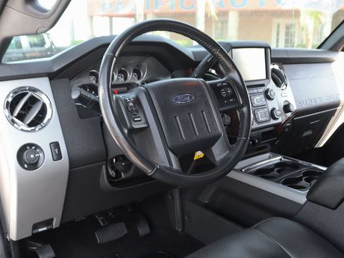 Used 2013 Ford F350 Lariat w/ Lariat Interior Pkg AWD/4WD image 20