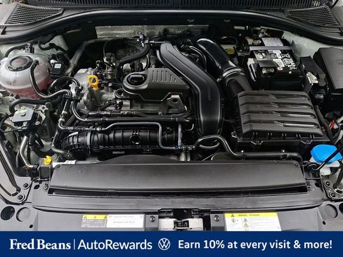 Used 2025 Volkswagen Jetta SE w/ Sunroof Package FWD image 29