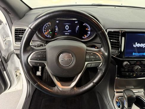 Used 2020 Jeep Grand Cherokee Altitude image 13