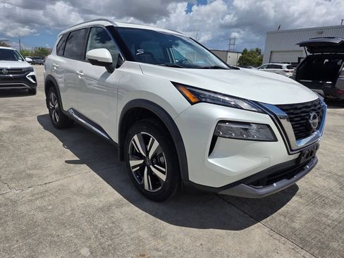 Used 2023 Nissan Rogue SL AWD/4WD image 7