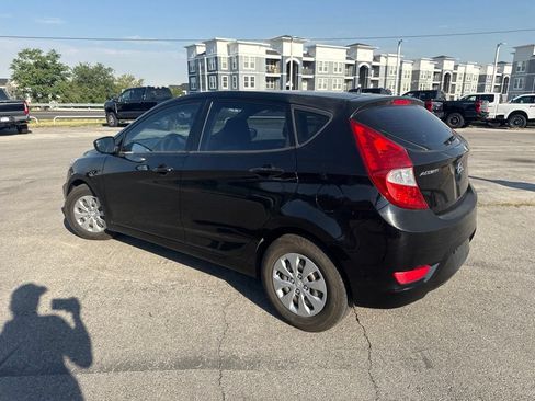 Used 2016 Hyundai Accent SE FWD image 11