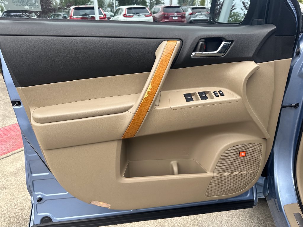 Used 2008 Toyota Highlander Limited AWD/4WD image 11