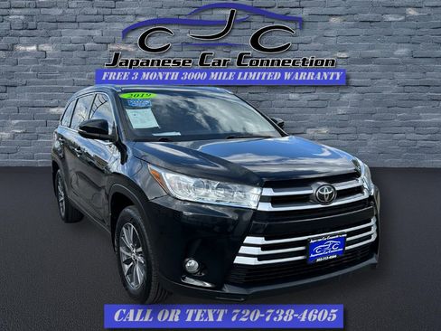 Used 2019 Toyota Highlander XLE image 9