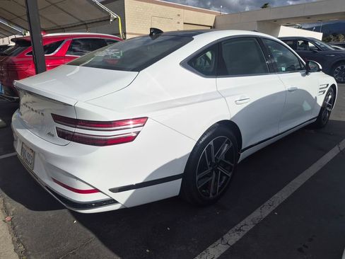 Used 2026 Genesis G80 2.5T Advanced image 5